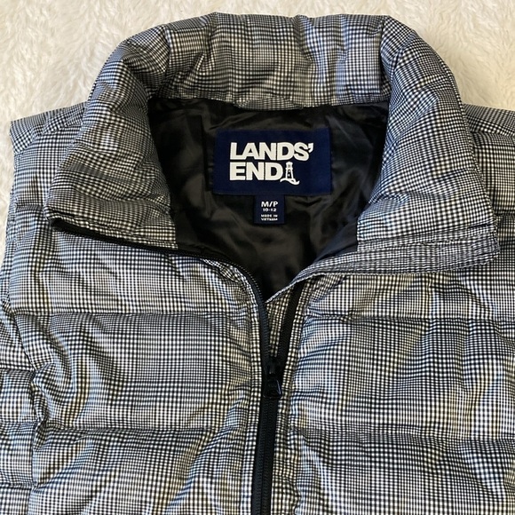 Women’s Lands’ End Black and White Plaid Petite Puffer Vest - Picture 3 of 12